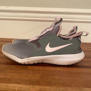 Nike Flex Runner Slip On Running Shoes Gray Women's 7.5 or Youth 6